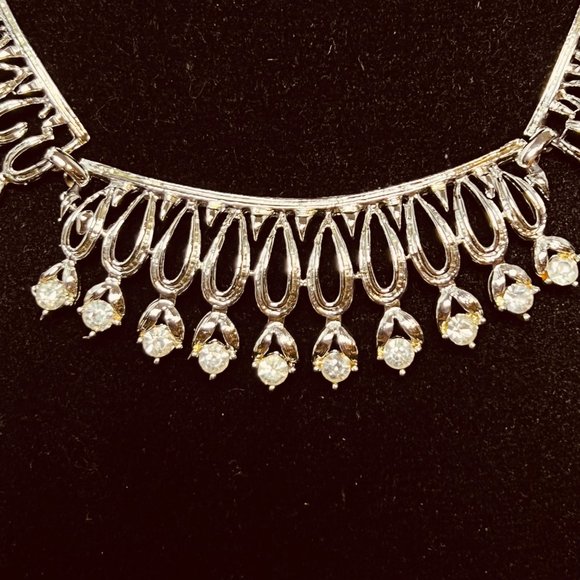 Silver Tone Cable Chain And Rhinestone Bib Necklace (3851) - Picture 2 of 6